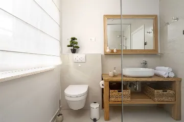 Holiday House with Heated Saltwater Pool in Veli Kosi