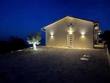 Holiday House with Heated Saltwater Pool in Veli Kosi