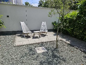 Malinska Apartment for 4 with Sea View Balcony