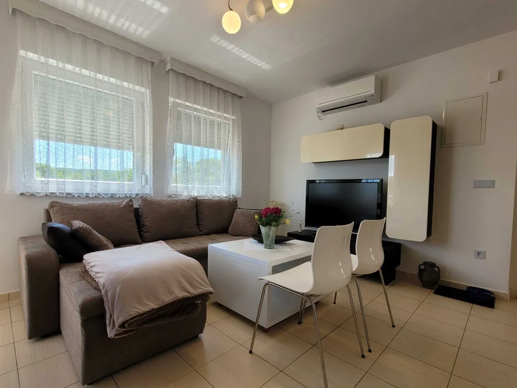 1-Bedroom Apartment in Malinska for 3 Guests