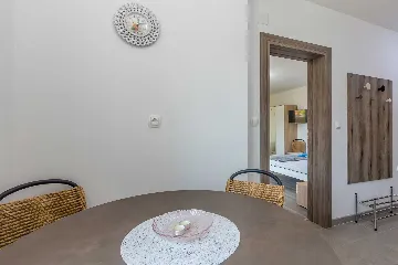 Njivice Studio for 3 with Sea-View Balcony