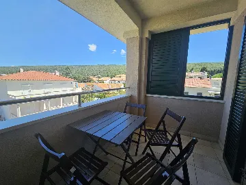 Apartment in Punat for 4 Guests with Balcony