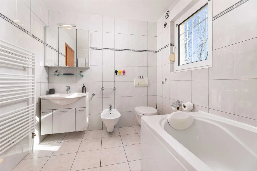 Njivice 2-Bedroom Apartment with Balcony