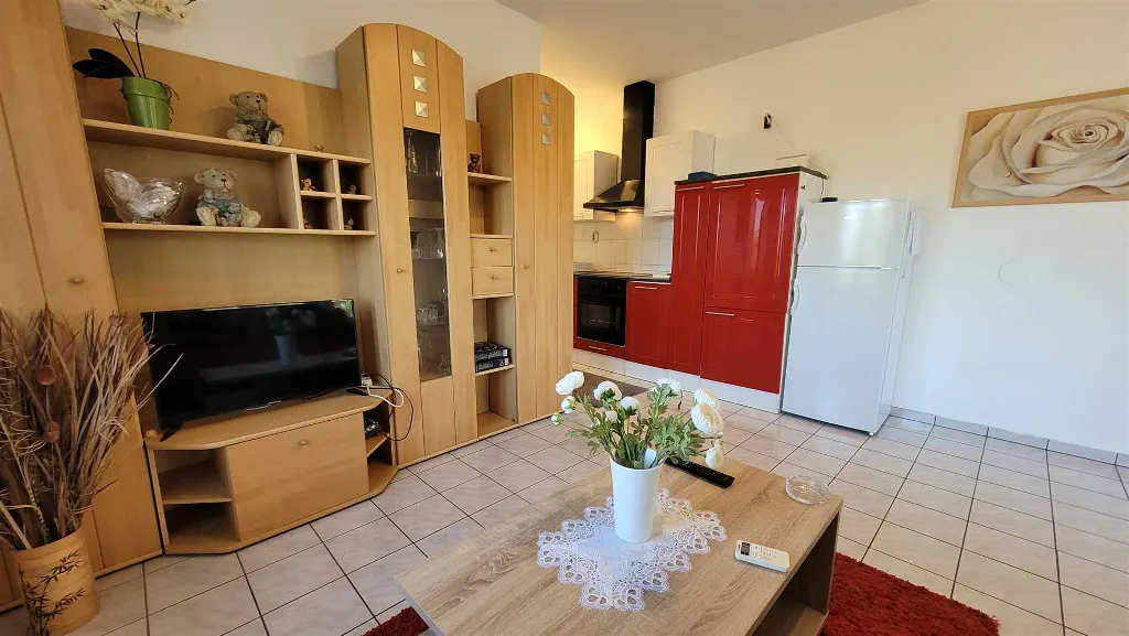 1-Bedroom Apartment in Malinska for Up to 4 Guests