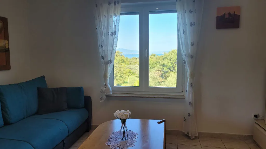 Malinska 1-Bedroom Apartment for Up to 4 Guests