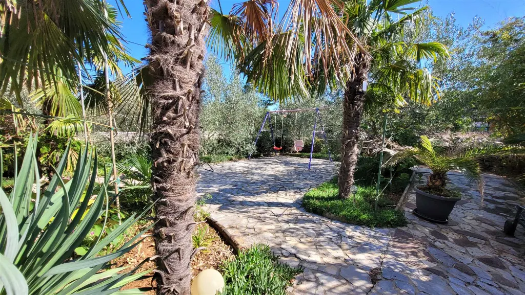 Malinska 1-Bedroom Apartment for Up to 4 Guests