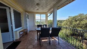 Malinska 1-Bedroom Apartment for Up to 4 Guests