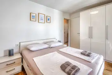 2-Bedroom Apartment in Njivice with Sea View