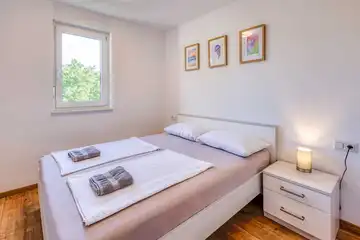 2-Bedroom Apartment in Njivice with Sea View