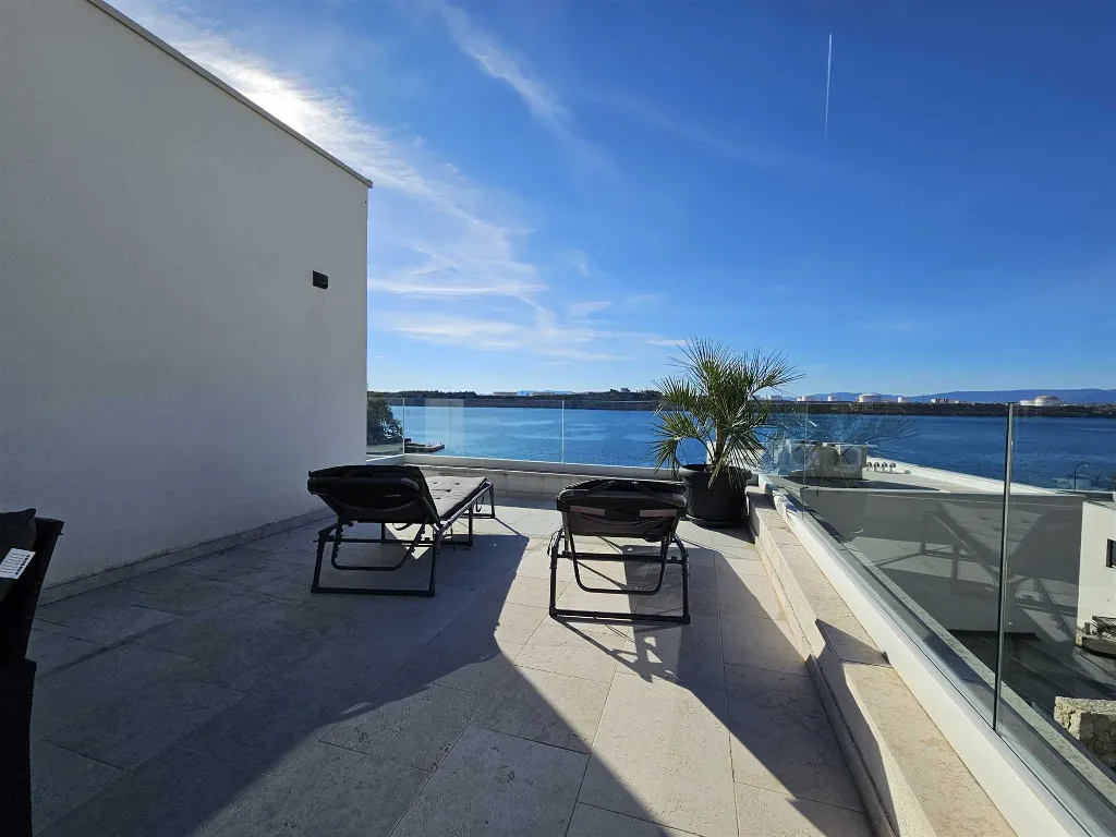 Apartment in Omišalj with Sea-View Balconies