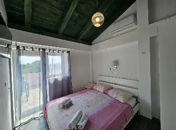 Malinska Holiday House with Saltwater Pool for 4