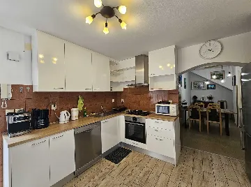 Malinska Holiday House with Saltwater Pool for 4