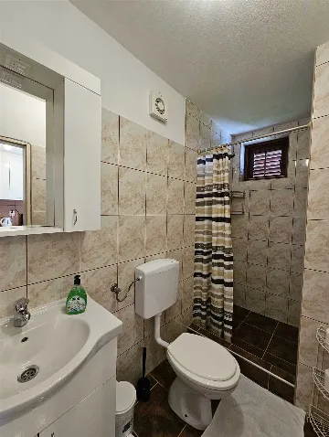 Malinska Holiday House with Saltwater Pool for 4