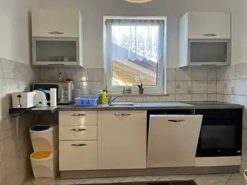 2-Bedroom Apartment in Vantačić Near the Sea