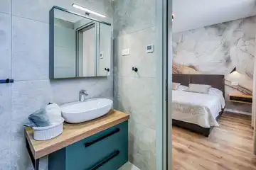 Villa with Private Pool for 8 Guests in Malinska