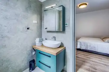 Villa with Private Pool for 8 Guests in Malinska