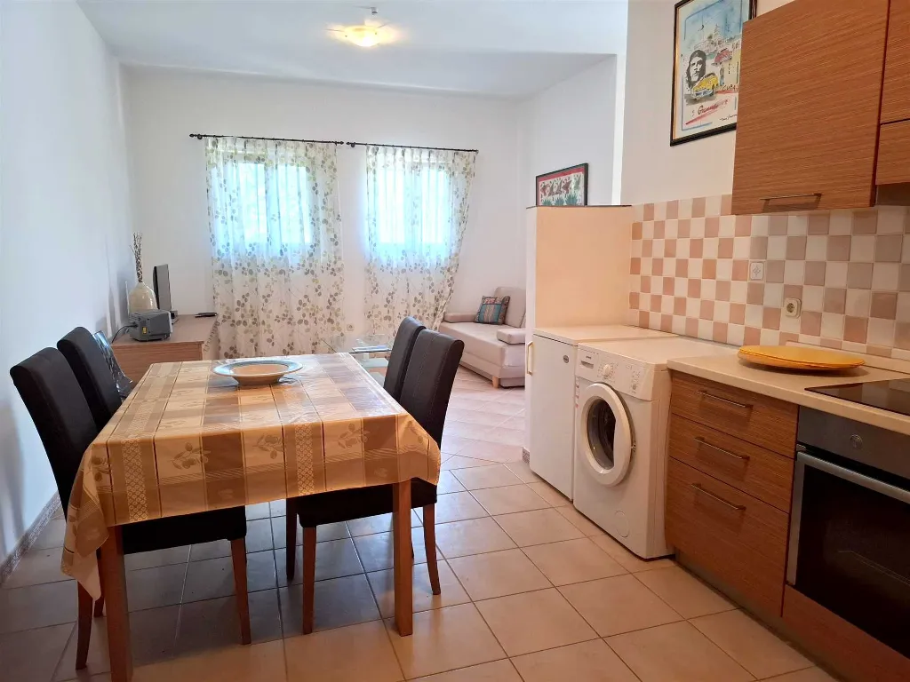 1-Bedroom Apartment in Malinska with Private Garden