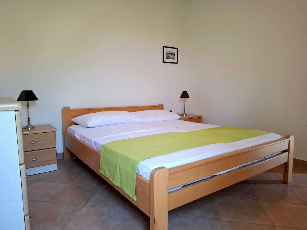 1-Bedroom Apartment in Malinska with Private Garden