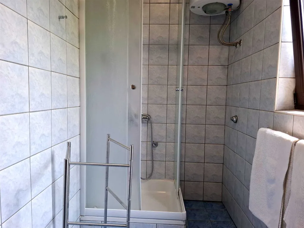 Room for 2 in Malinska with Private Bathroom & Balcony