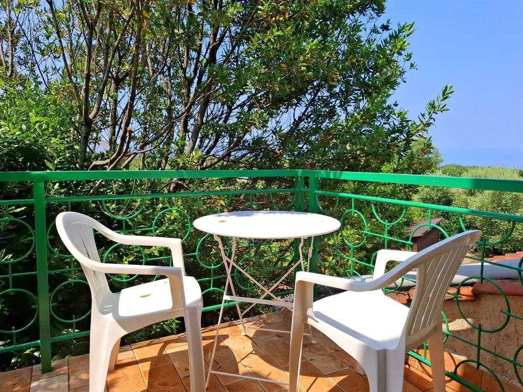 Room for 2 in Malinska with Private Bathroom & Balcony