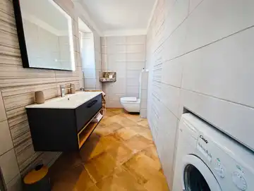 Holiday House in Skrbčići for 4–6 Guests