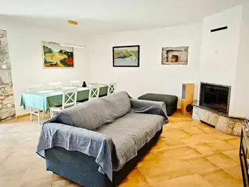 Holiday House in Skrbčići for 4–6 Guests