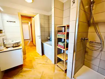 Holiday House in Skrbčići for 4–6 Guests