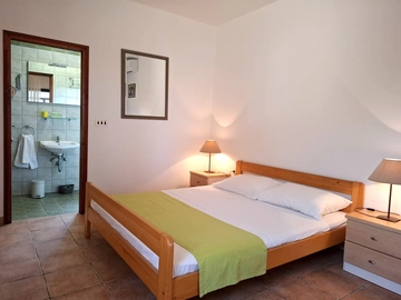 Malinska Room for 2 Guests with Private Bathroom