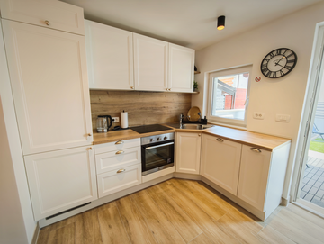 Holiday House in Jadranovo for Up to 4 Guests