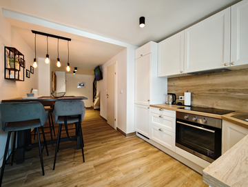 Holiday House in Jadranovo for Up to 4 Guests