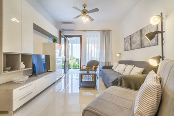 1-Bedroom Apartment in Njivice for up to 4