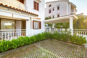 1-Bedroom Apartment in Njivice for up to 4