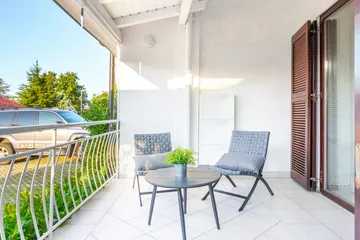 1-Bedroom Apartment in Njivice for up to 4