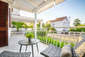 1-Bedroom Apartment in Njivice for up to 4