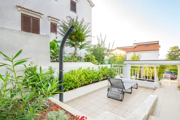 1-Bedroom Apartment in Njivice for up to 4