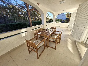 Renovated Apartment with Covered Terrace in Risika