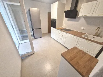 Renovated Apartment with Covered Terrace in Risika