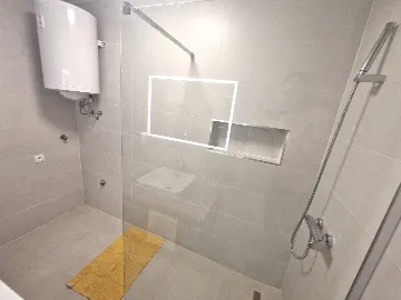 Renovated Apartment with Covered Terrace in Risika