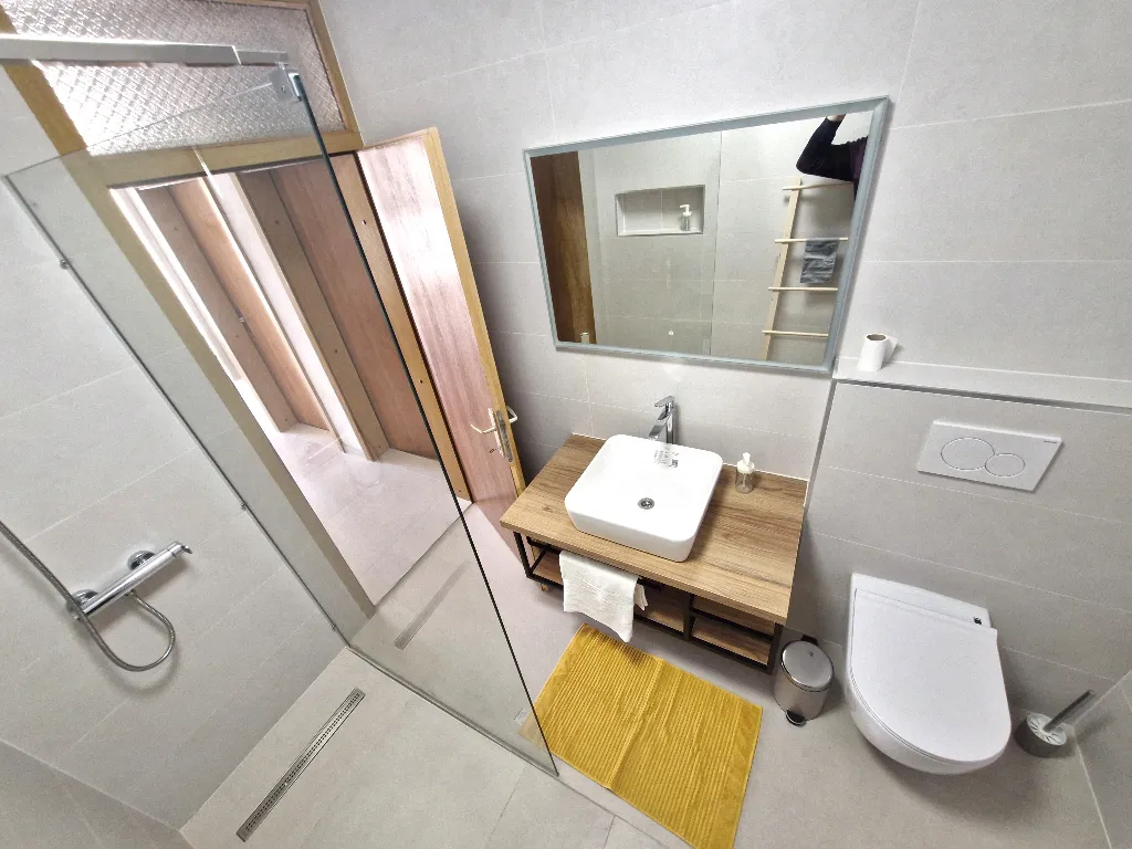 Renovated Apartment with Covered Terrace in Risika