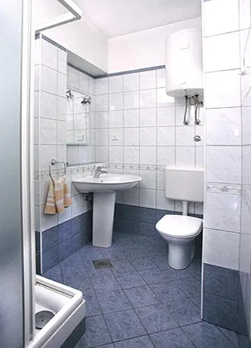 Seafront Apartment in Njivice for 4 Guests