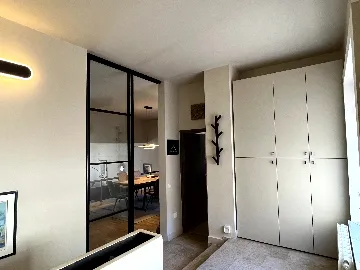 Holiday House in Njivice for 6 Guests with Whirlpool