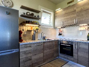 Holiday House in Njivice for 6 Guests with Whirlpool