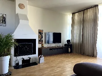 Holiday House in Njivice for 6 Guests with Whirlpool