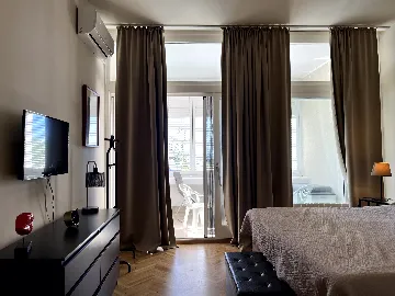 Holiday House in Njivice for 6 Guests with Whirlpool