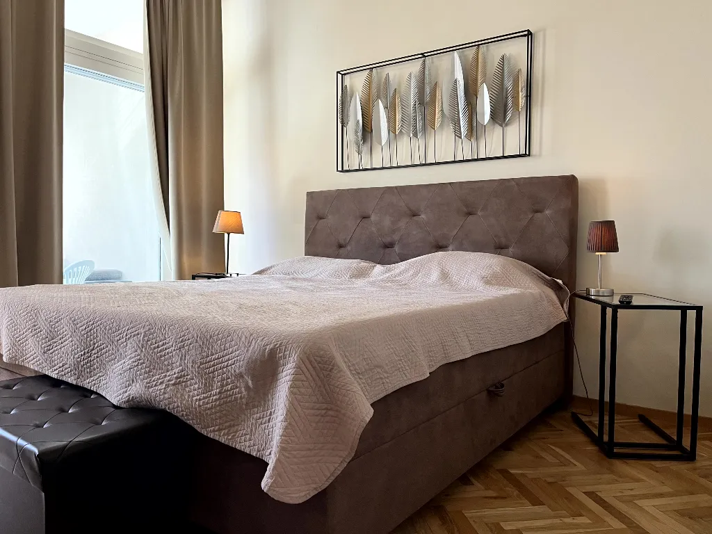 Holiday House in Njivice for 6 Guests with Whirlpool