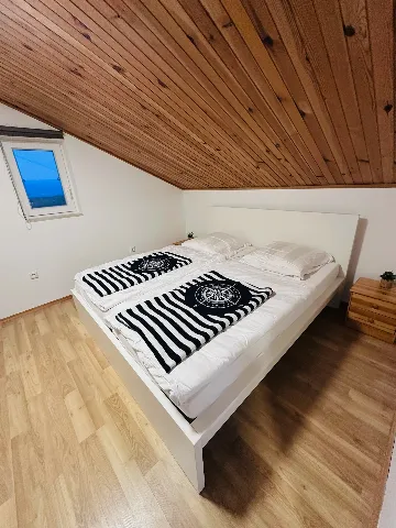 Apartment for Two in Dobrinj (Gostinjac)