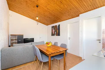 2-Bedroom Apartment with Sea View in Njivice