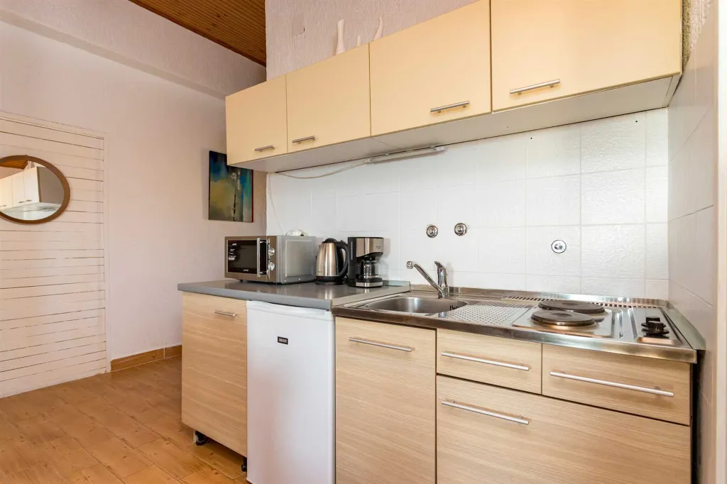 Njivice Apartment with Sea-View Balcony