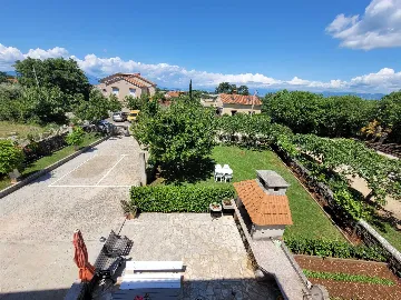 Family Apartment with Balcony in Malinska