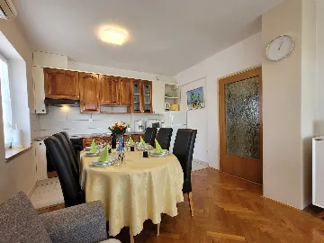 Family Apartment with Balcony in Malinska